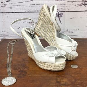 White wedges WHBM